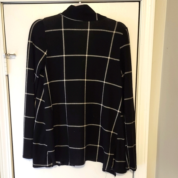Cool Melon Black and White Large Plaid Print Cardigan - Picture 3 of 3